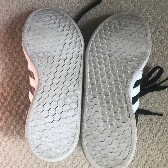 BLACK LEATHER ADIDAS—-6 - Picture 5 of 5